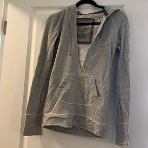 Abercrombie & Fitch gray sweater